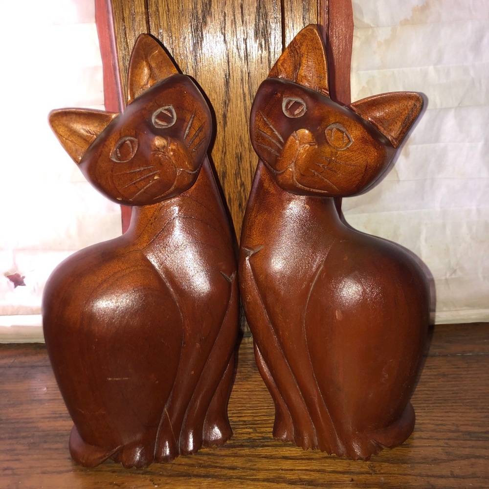 Wooden Carved Cats